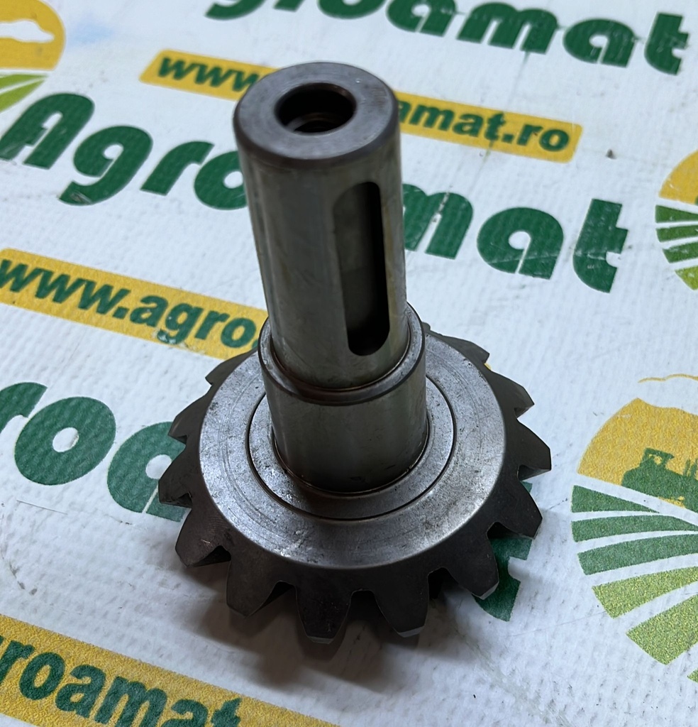 Pinion cu Ax Z-15 , 1.330.644