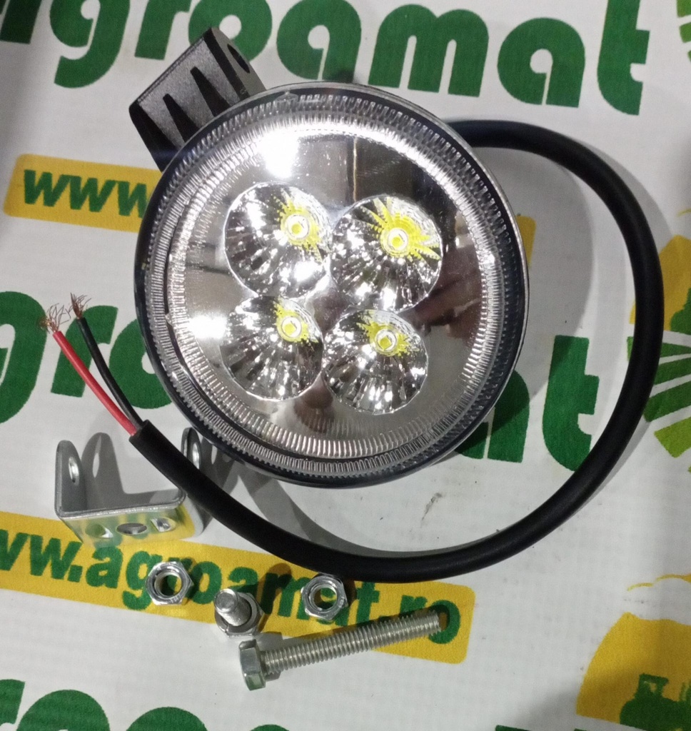 Lampa cu 4 LED-uri 10-30V 12W Unghi Radiere 30 de Grade Tip Spot