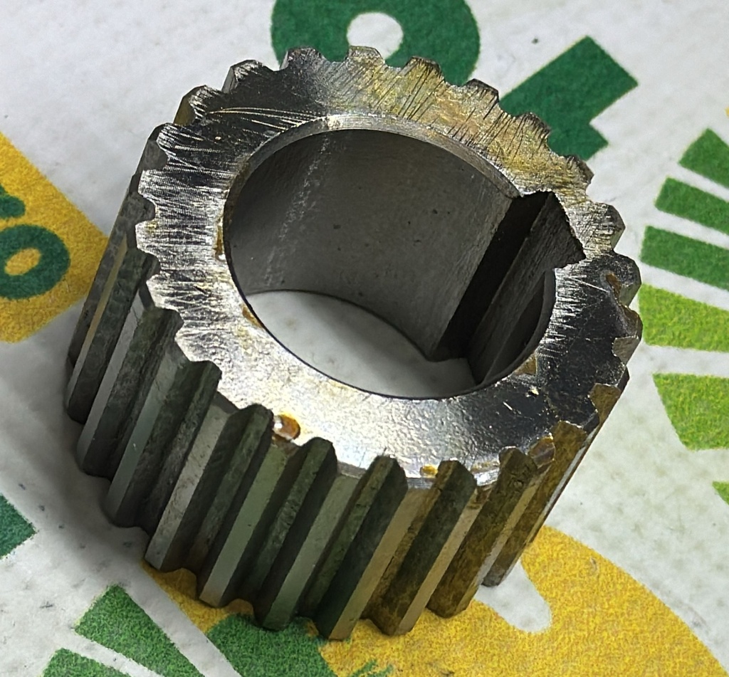 Pinion (Z-24) 912551