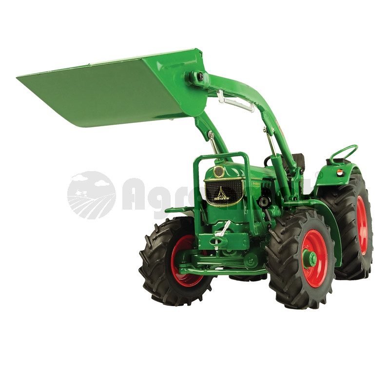 Tractor cu incarcator frontal si cupa